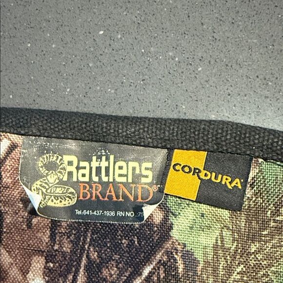 Corduroy rattlers brand gaiters NWOT with Primos hunting calls - Picture 2 of 11